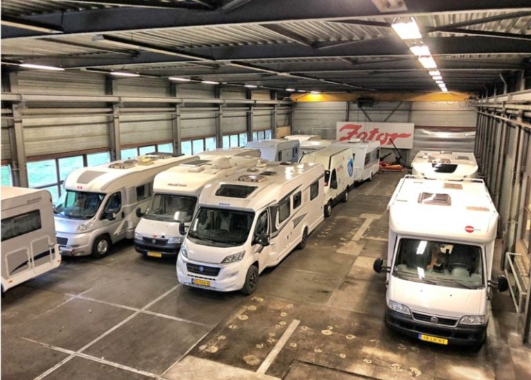 Caravanstalling Goor